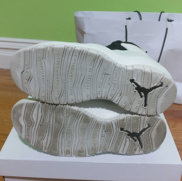 Jordan 10 - Picture 6 of 6